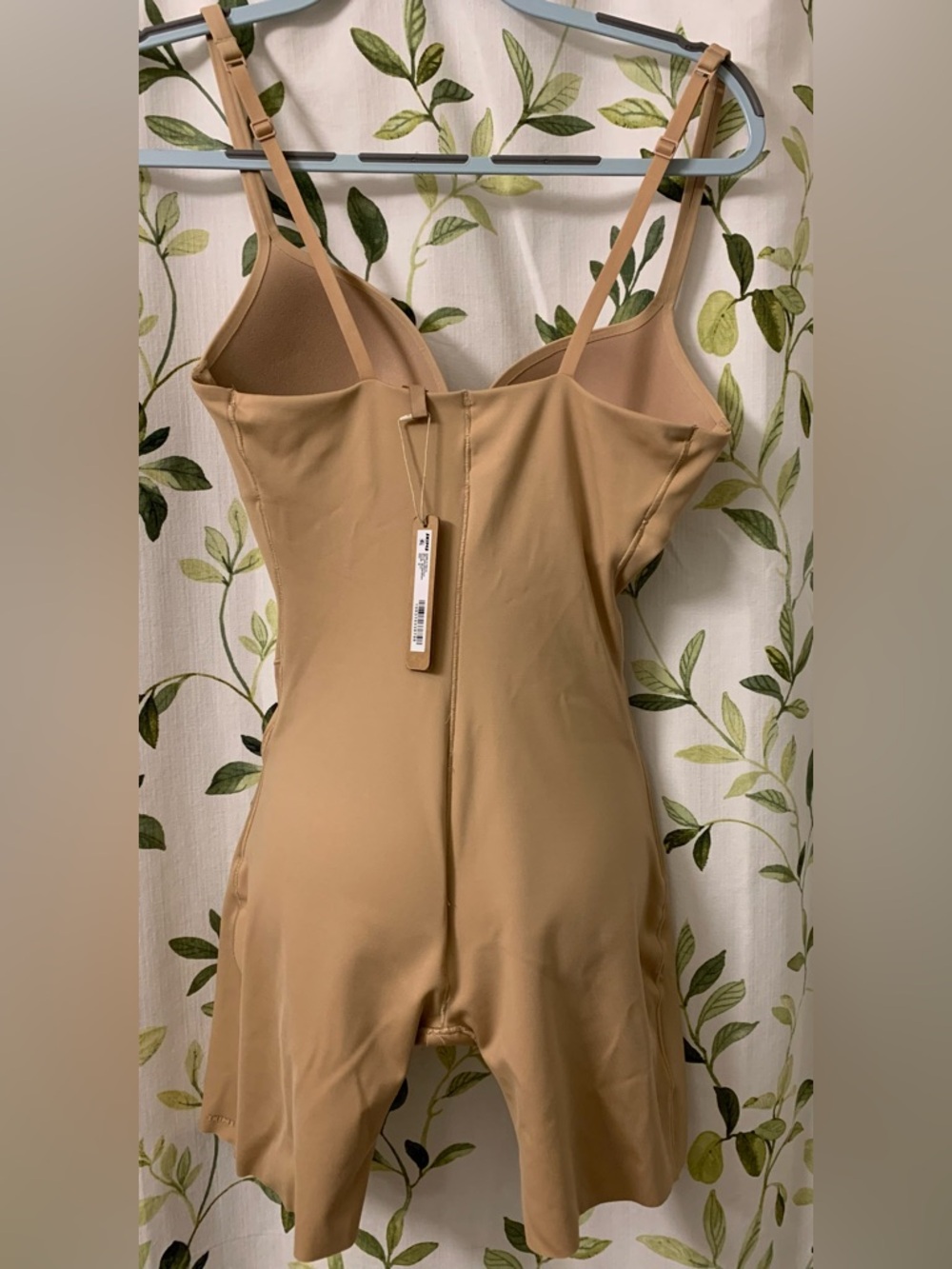 Skims Ultimate Body Push-Up Enhancing Padded Midthigh Bodysuit Medium Clay BNWT - Picture 7 of 13